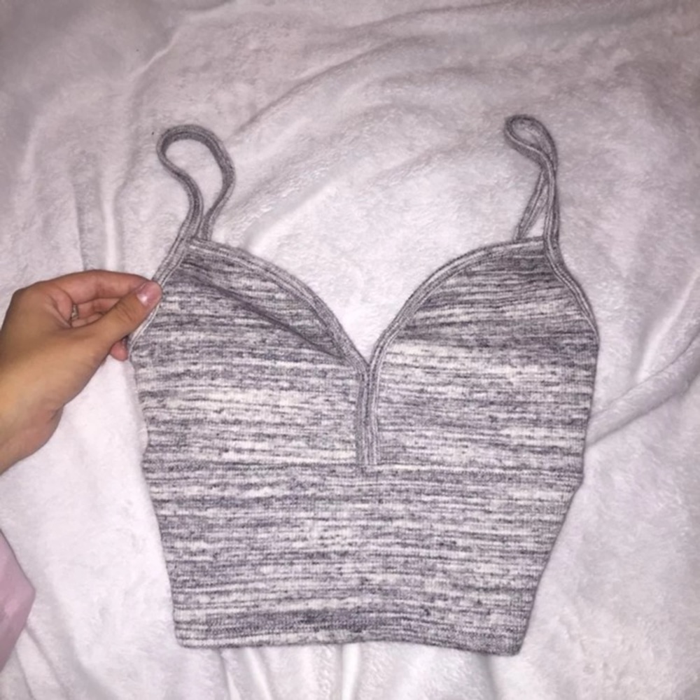 Hollister crop top - Picture 1 of 5